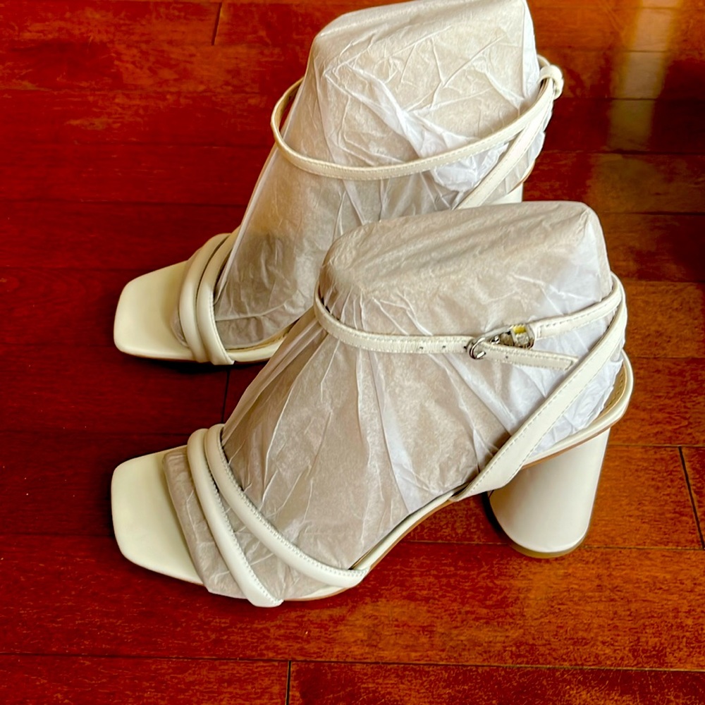 Sam Edelman 'Kia' white heels